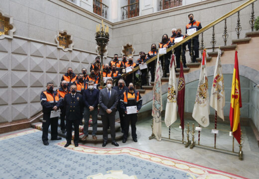 O Concello homenaxea aos membros da Agrupación de Voluntarios de Protección Civil polo seu traballo e asistencia social durante a pandemia