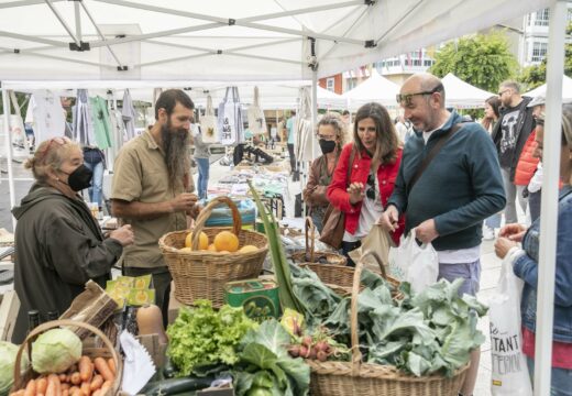 O Mercado Ecolóxico congrega a centos de coruñesas e coruñeses no Campo da Leña, coa celebración do Día Mundial do Medio Ambiente