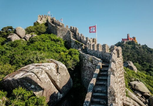 O alcalde visita os Parques de Sintra – Monte da Lua, certificados como experiencia singular de xestións forestal responsable