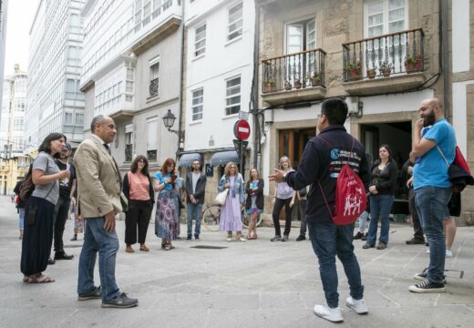 O alumnado do obradoiro de emprego xuvenil organiza percorridos guiados polo pasado romano da Cidade Vella e Pescaría