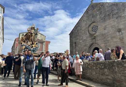 Laxe celebrou o 60º aniversario do Simulacro do Naufraxio cunha emotiva homenaxe a Avelino Lema Santos