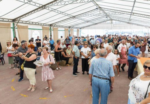 Miño reivindica o seu ‘cebola chata’ e estreita lazos coa Pobla de Vallbona