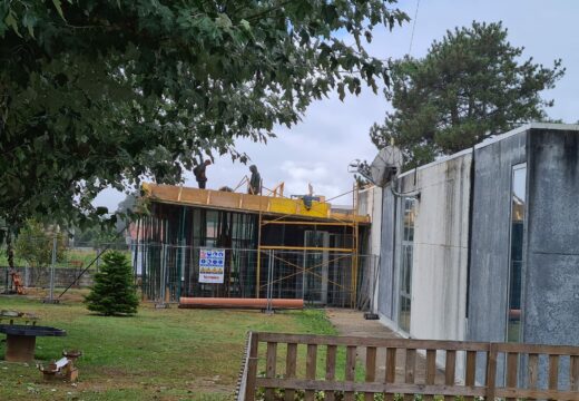 Miño inicia as obras de construción da cuberta do patio do CEIP de Bemantes