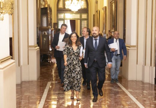 O Concello dá luz verde ao futuro hotel de pacientes, primeiro paso do novo CHUAC