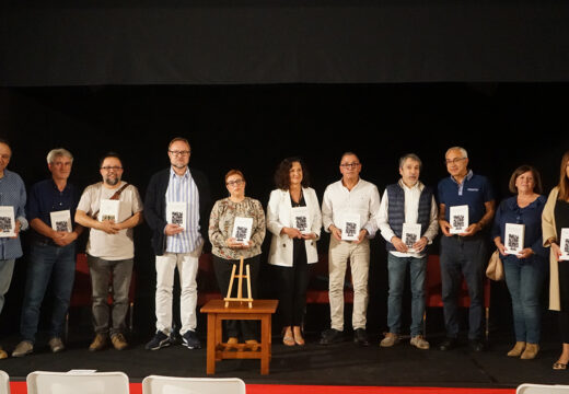 Carral, escenario da presentación dunha antoloxía polos 25 anos do Premio de Poesía do Concello