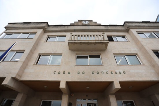 O Pleno do Concello de Laxe aproba novos investimentos por valor de 130.000 €