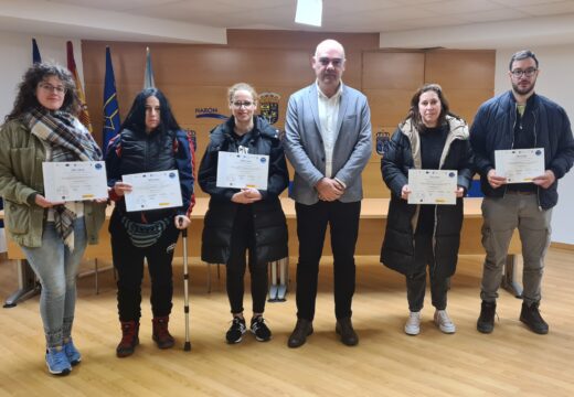 O Concello acolleu a entrega de diplomas dun curso de “Experto profesional en comercialización de produtos da pesca e a acuicultura”