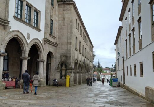 O Concello retira a compactadora de lixo da travesa de Fonseca