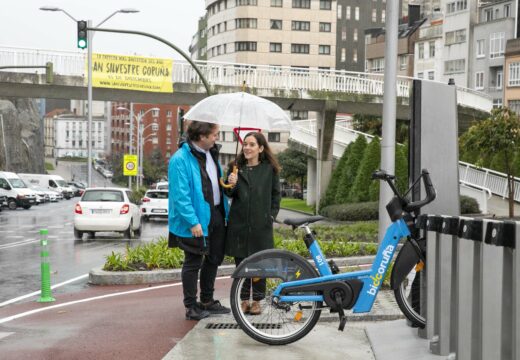 O novo BiciCoruña dobra o número de abonos, con case 6.000 persoas usuarias, e chega ás 29 estacións coa apertura, hoxe, da nova base na Falperra