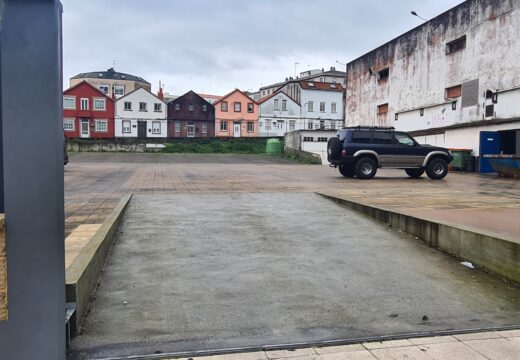 O Concello habilita un estacionamento provisional para vehículos con horario limitado nas inmediacións do centro de saúde