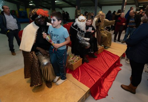 Os Reis Magos iniciarán este martes en Moeche o seu percorrido pola comarca