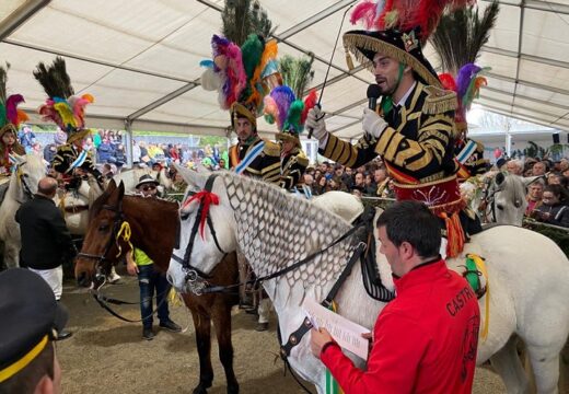 A guerra en Ucrania, protagonista da batalla dialéctica dos ‘xenerais da Ulla’ de Fao, no Concello de Touro