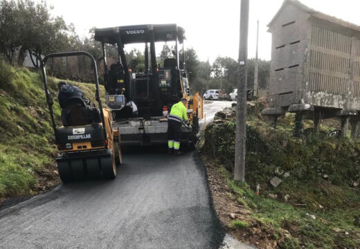 O Concello Lousame inviste case 40.000 € na pavimentación de catro viarios en Gandarela