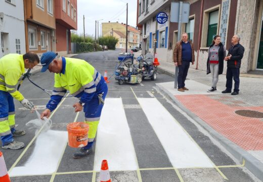 O concello establece o sentido único de circulación na rúa río Anllóns