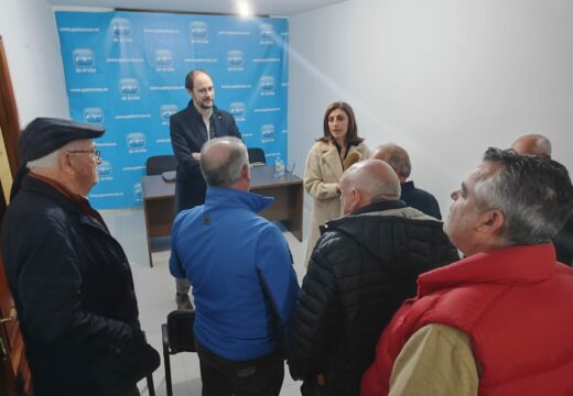 O Partido Popular de Arzúa interesase pola ampliación de solo industrial no concello e convoca a unha reunión a empresarios e interesados, na que participou a Conselleira de Medio Ambiente, Territorio e Vivenda, Ánxeles Vázquez Mejuto