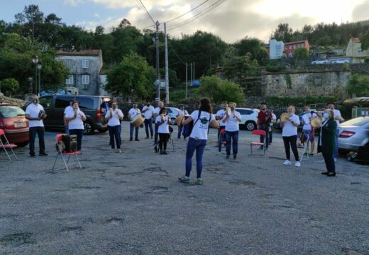 A UNED Sénior e O Son do Pote ofrecerán cinco concertos de música tradicional polas parroquias de Lousame no mes de xuño