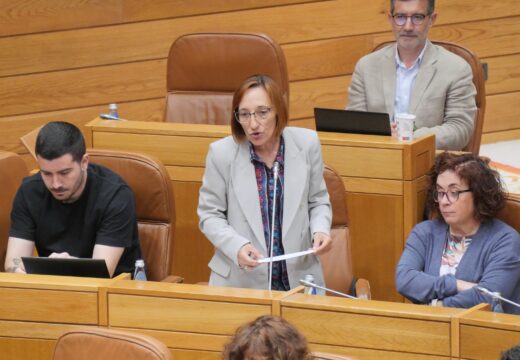 Rosana Pérez asegurou que a comarca soporta unha grande precariedade laboral provocando que miles de persoas continúen sen médico ou médica asignado e con longas listas de espera para seren atendidos