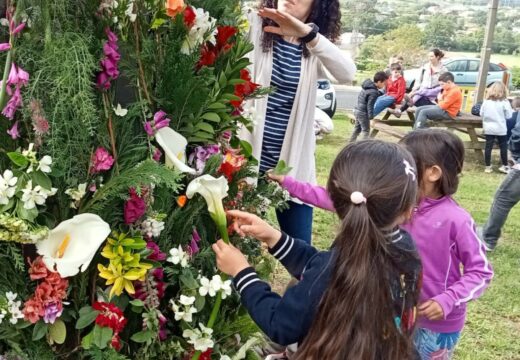 O alumnado dos colexios nedenses desfrutou por todo o alto dos maios en Albarón