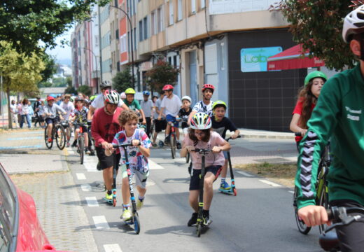 Este ano movémonos de xeito sostible co alumnado do CEIP Fogar para celebrar os días da bicicleta e do medio ambiente