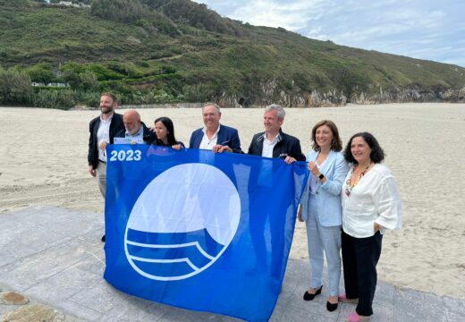 Bandeira Azul na Laracha