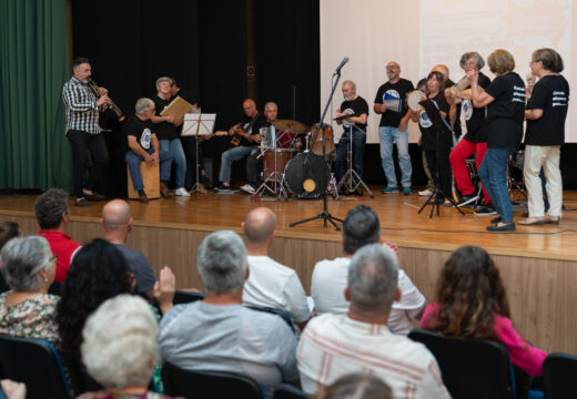 Peche de curso das escolas municipais de gaita e percusión