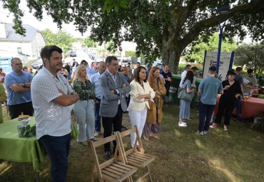 Román Rodríguez enxalza o Festival Castelo conta por impulsar a tradición oral e a comedia desde o rural