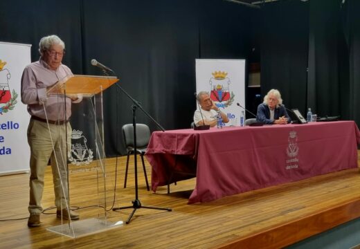 Presentación na Casa da Cultura de Neda da Revista de Poesía Galega en Madrid Olga