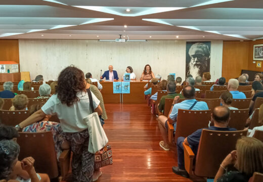 Un libro póstumo de José Ramiro Villoch Herrera rememora o pasado salgado da Pobra