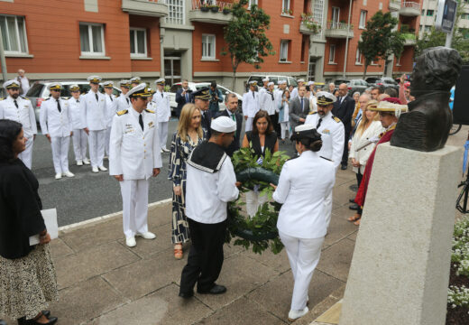 O Concello homenaxea a comunidade uruguaia no 198º aniversario da Independencia