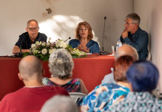 Margarita Sánchez agarda publicar “en catro ou cinco anos” a terceira e última entrega sobre a historia de San Sadurniño