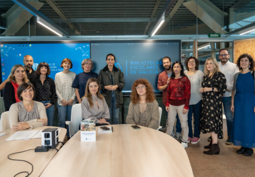 A Fundación Bofill visita bibliotecas escolares galegas para exportar a Cataluña o modelo de éxito da Xunta