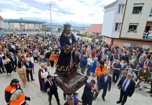 A devoción volveu saír á rúa na honra do Nazareno