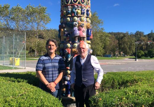 O Concello de Ortigueira poñerá en valor a escultura ‘A Despedida’, do recoñecido ceramista Francisco Pérez Porto