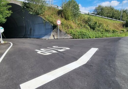 Finalizadas as obras de pavimentación de pistas na zona do río Castro