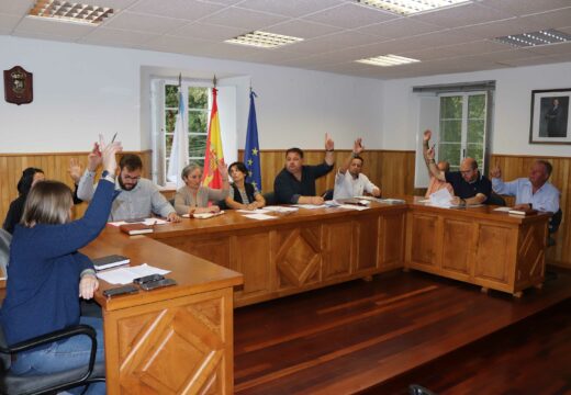 O Pleno de Frades pídelle á Xunta que se cubran as baixas da facultativa do consultorio de Abellá ou o seu traslado