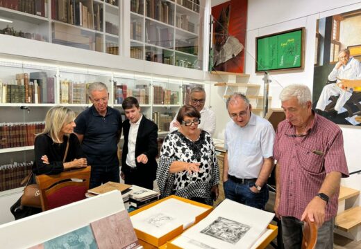 O director dos Museos de Ausburgo visita o Museo do Gravado de Artes