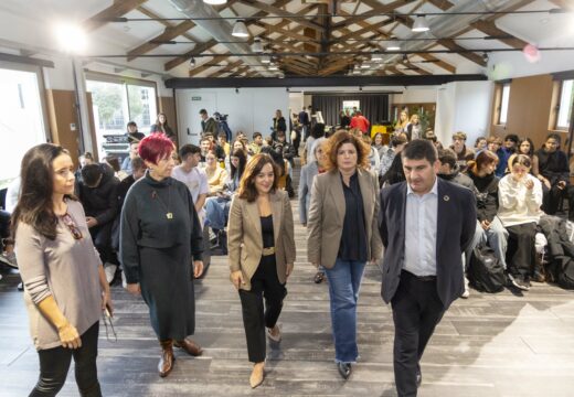 A alcaldesa chama a plantarlle cara a todas as violencias machistas na campaña da Delegación do Goberno con motivo do 25N