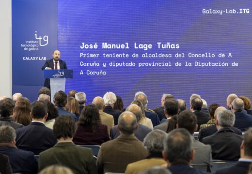 Lage lembra o apoio unánime das institucións coruñesas á Cidade das TIC na apertura do Galaxy Lab, a segunda instalación en funcionamento