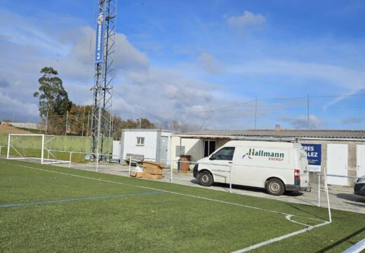 O Concello de Boqueixón inviste máis de 130.000 euros na mellora do alumeado das súas instalacións deportivas