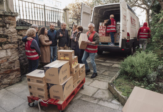 O concello fai entrega de alimentos a entidades sociais de Ribeira