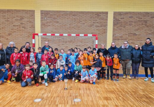 O II Torneo Solidario Futsal organizado polo PP de Culleredo consegue recoller máis de 200 Kg de alimentos en colaboración con Cáritas