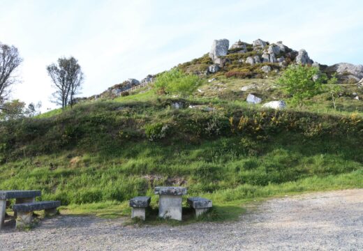 O Concello de Boqueixón colabora coa Romaría do Pico Sacro na honra a San Sebastián e organiza dúas visitas guiadas ao Monte Ilicino