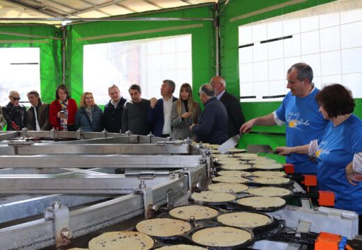 A Festa da Filloa de Lestedo reparte por primeira vez máis de 100.000 filloas