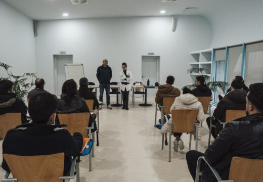 Comezan as actividades formativas do Programa Integrado de Emprego na Lonxa de Ribeira