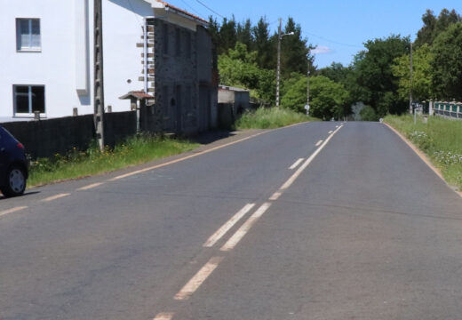 Comezan os pasos previos á construción da senda peonil entre Ponte Carreira e Aiazo co anuncio de levantamento de actas previas á expropiación dos terreos precisos para a obra