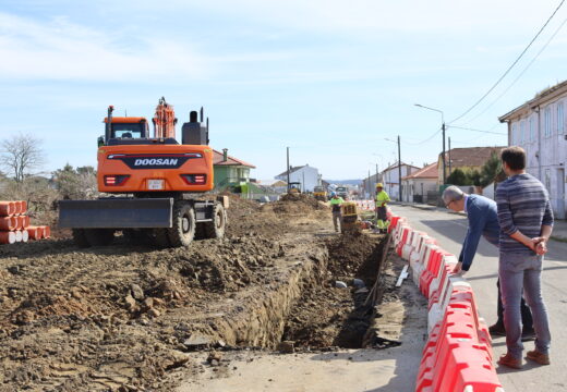 As obras da travesía de Sísamo completarán os 1.760 metros desde a zona urbana de Carballo ata o lugar do Outeiro