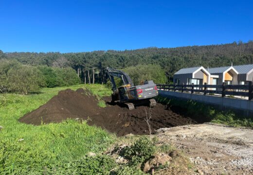 O Concello de Ponteceso comeza a posta a punto das praias para darlles “un salto de calidade”, coas obras do aparcadoiro de Balarés xa en marcha