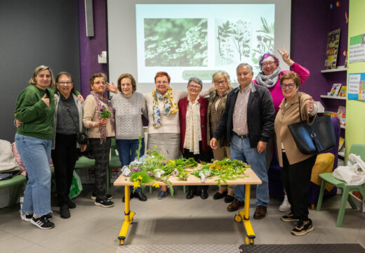 O barro e as herbas da primavera, obxecto de encontros entre escolares e maiores nos colexios