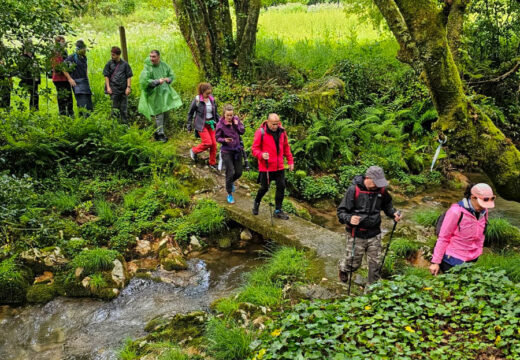 A Marcha Popular do Barbanza conxugou un ano máis deporte e paisaxe