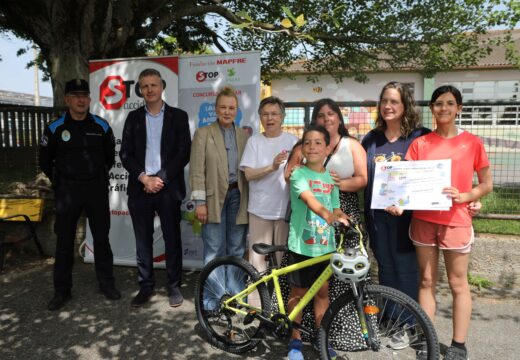 A Coruña acolleu a entrega de premios do concurso ‘Agora imos andando ao cole!’, de Stop Accidentes